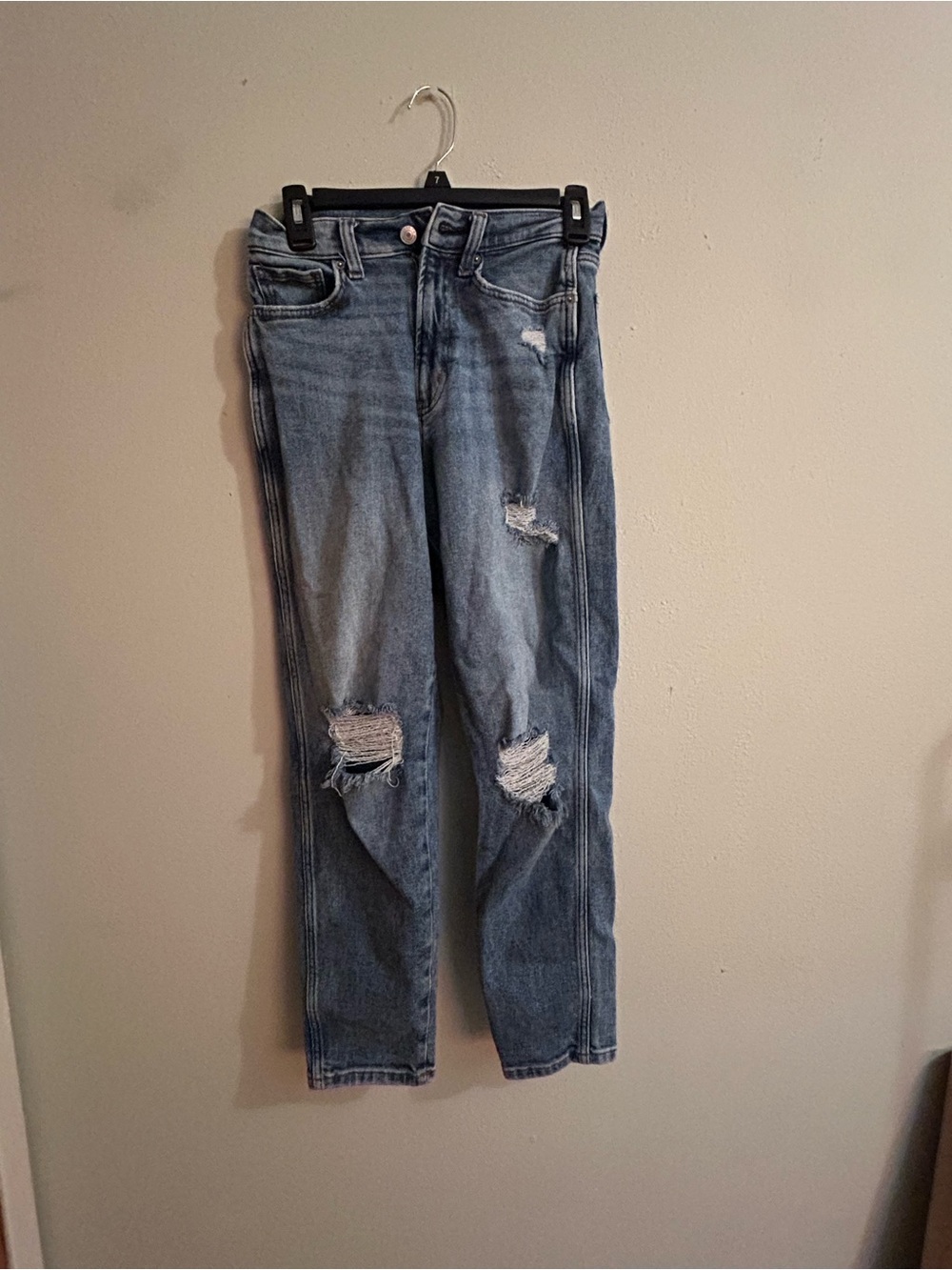 Arizona Jean Company Light Blue Distressed Straight Leg Jeans